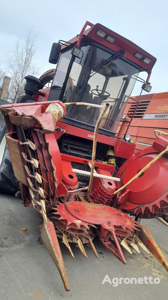 Case IH 7800 forage harvester