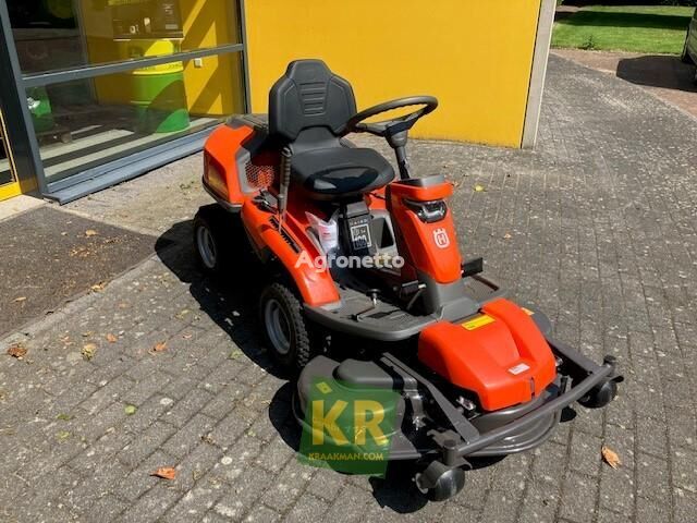new Husqvarna R318X  lawn tractor