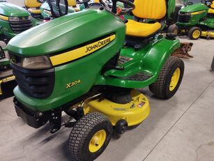 John Deere X304 lawn tractor