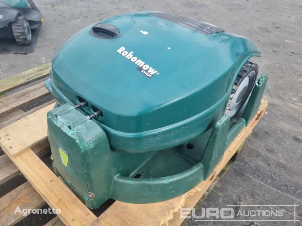 Robomow RM400 robot lawn mower