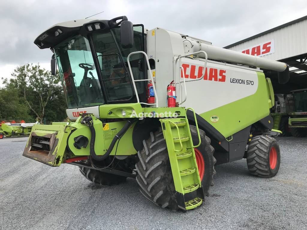 Claas Lexion 570 grain harvester