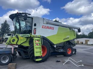 Claas Lexion 770 grain harvester