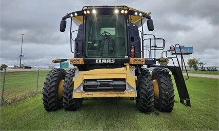 Claas Lexion CAT 740 grain harvester