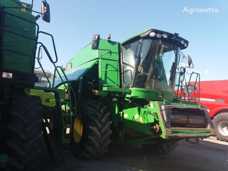 John Deere 9880 I STS grain harvester