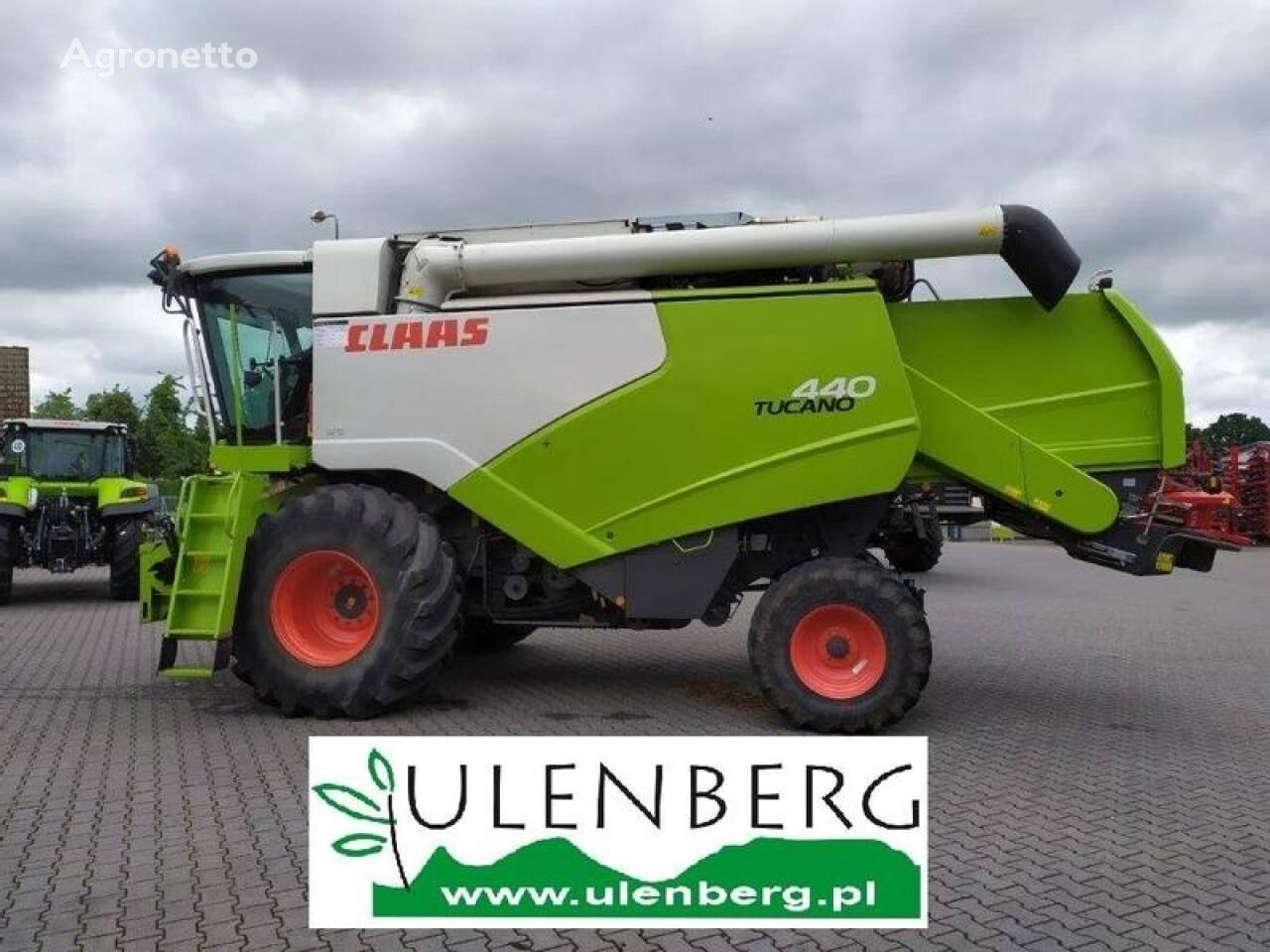 tucano 440 grain harvester