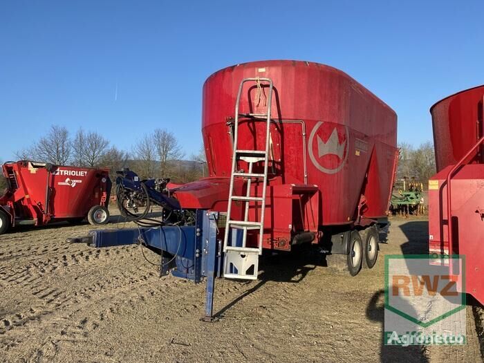 Mayer Siloking Trailed Line Duo 3022 feed mixer