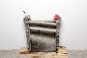 Denso Massey Ferguson 7495 CAT: 3785216M1 intercooler for wheel tractor