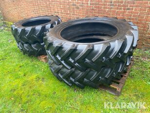 Taurus dunlop tractor tire