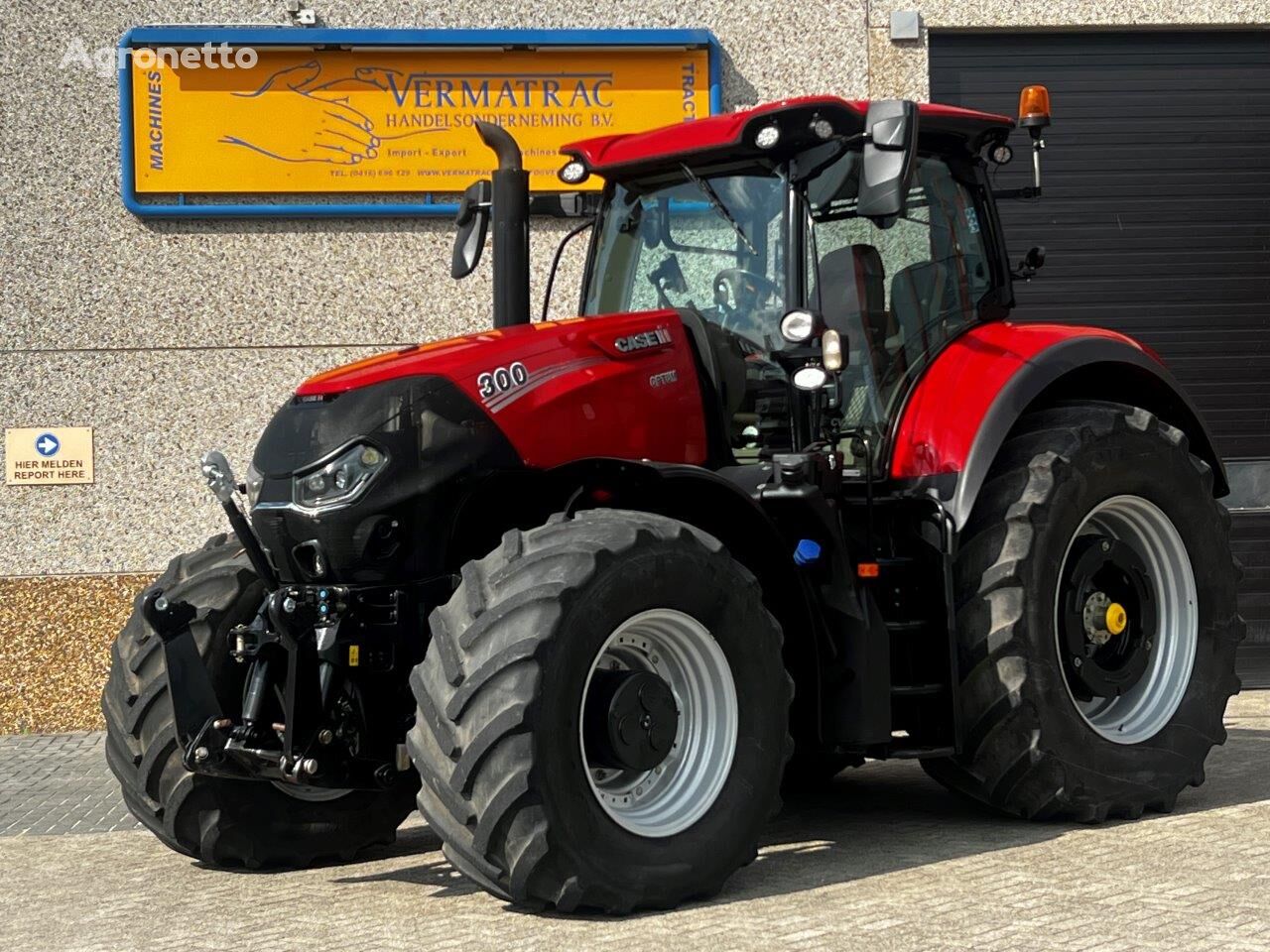 Case IH OPTUM CVX 300 wheel tractor