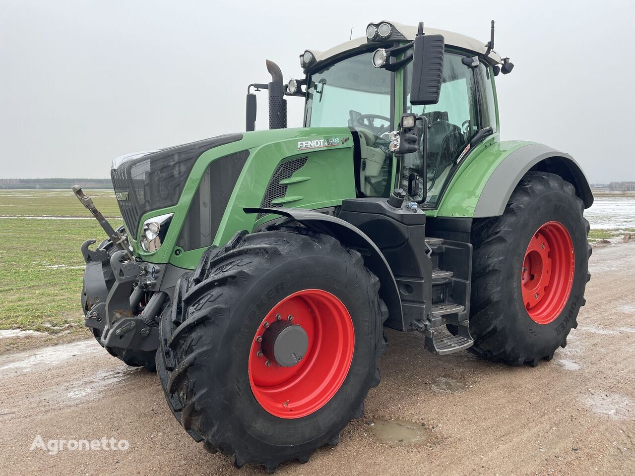 Fendt 828 Vario S4 Profi Plus wheel tractor