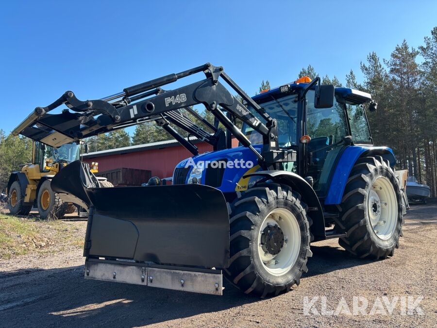 New Holland T5040 wheel tractor