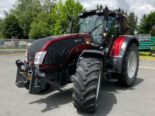 Valtra T163D wheel tractor